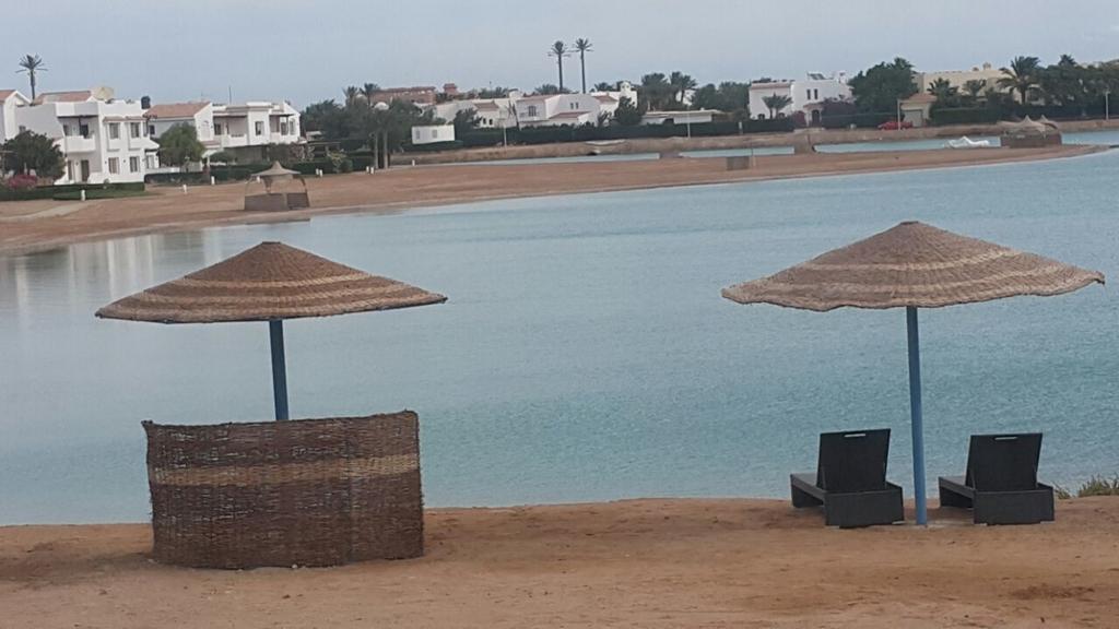 Twin Lagoon At White El Gouna